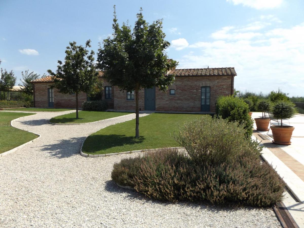 Casa Vacanze La Fiorita Terontola Bagian luar foto